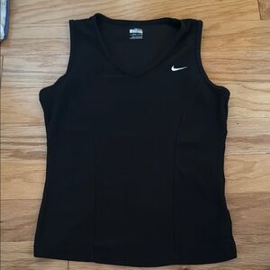 Nike Black Sleeveless Fitted Athletic Tank Top
